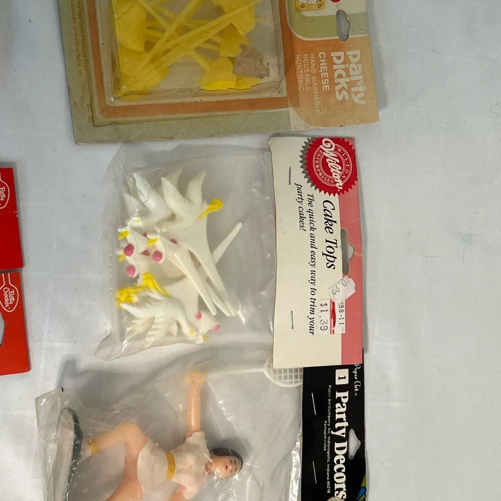Vintage New Wilton Stork Carrying Baby Shower Decoration Cake Spaceman Lot Of 14
